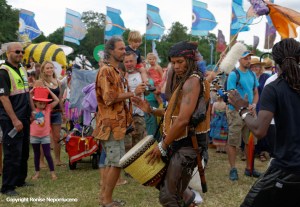 Artists join the Carnival Parade at Womad 2014 by Ronise Nepomuceno