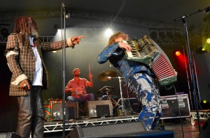 Winston McAnuff & Fixi at WOMAD UK 2015, photo by Dylan Garcia